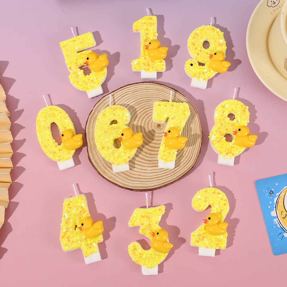 Bright Yellow Little Yellow Du - Silk Candle 评论和价格